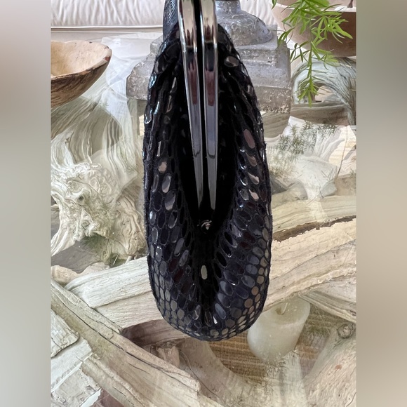 Urban Expressions Handbag - Picture 7 of 7